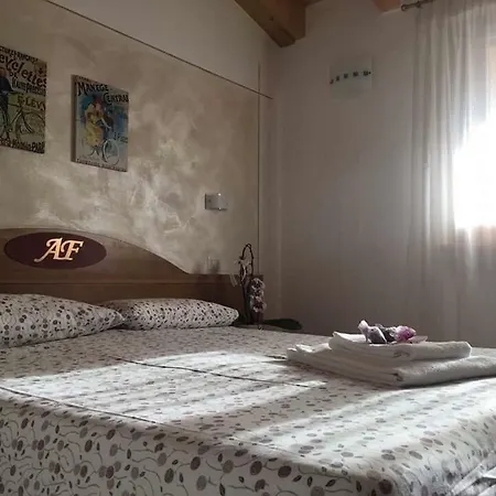 Κατάλυμα σε φάρμα Al Franet *